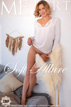 SOFT ALLURE: AMBER PEARL by NUDERO